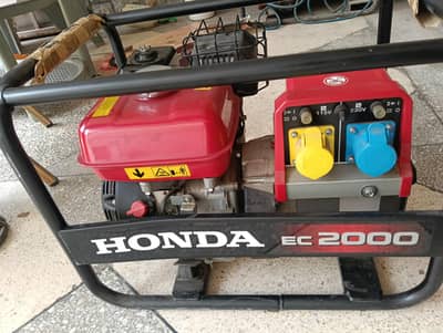 Generator Honda ec 2000 brand new  condition