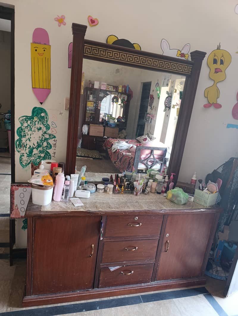 Dressing table and Devider 1