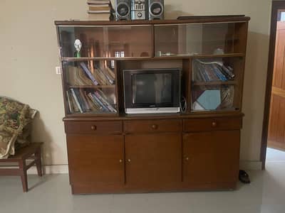 Wooden Divider in good Condition