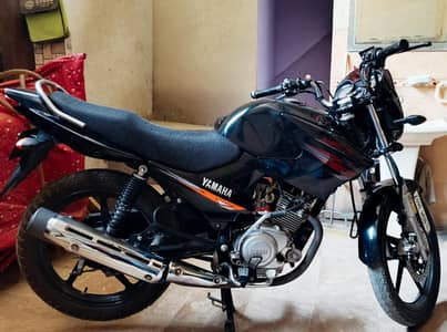 Yamaha YBR 125cc 2021 Model Black Beauty Lush Condition bike