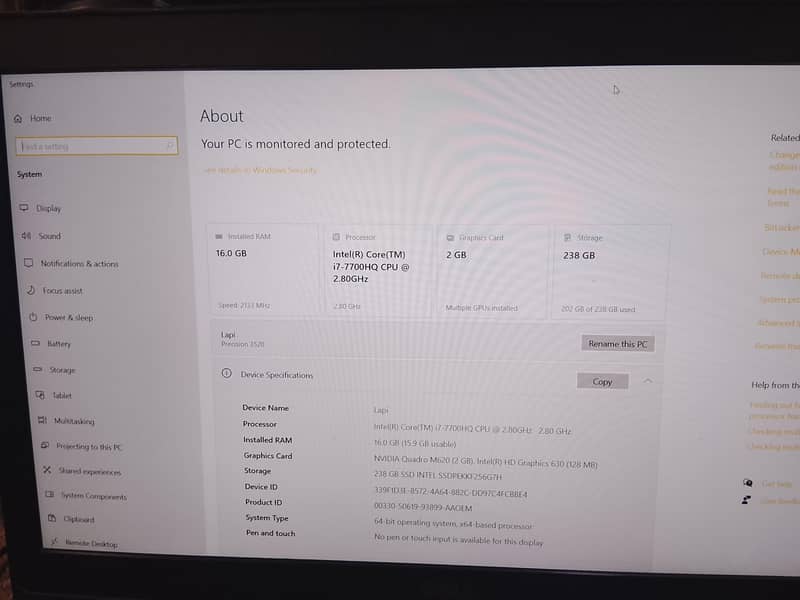 Dell Precision 3520 1