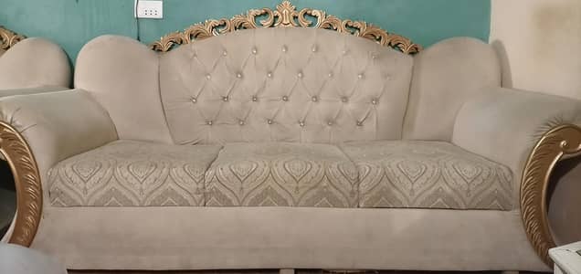Elegant 7-Seater Classic Sofa Set – Cream & Gold | 3+2+1