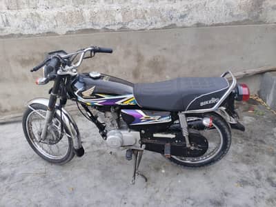 HONDA 125 BIKE FOR SALE