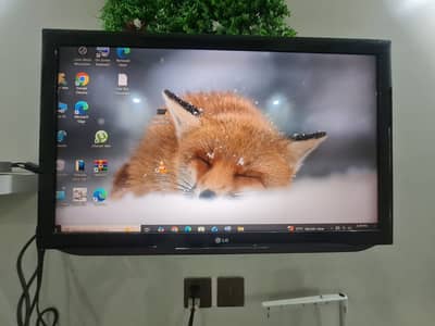 LG LCD TV 42"