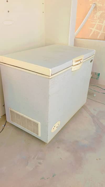 One door freezer