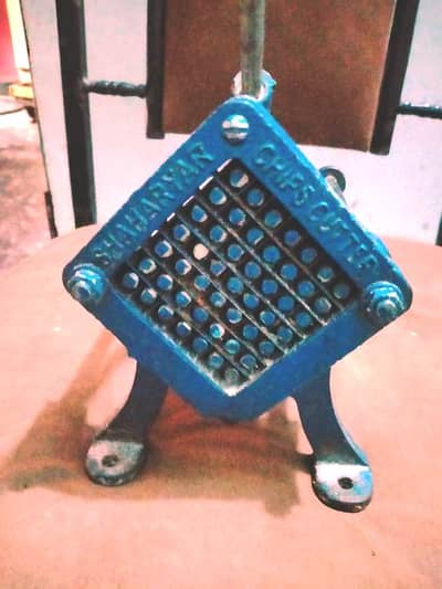 Ptato Chips Cutter