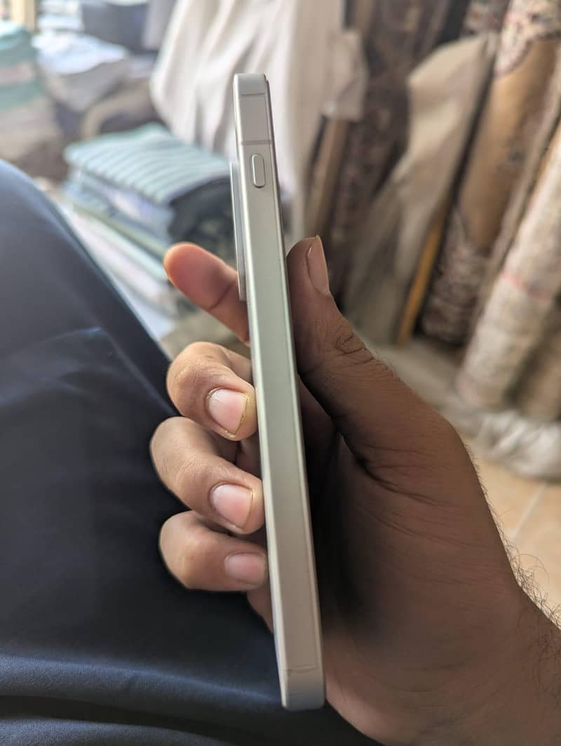 One Plus 13t 3