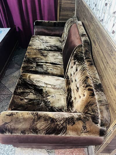 5 Seater Used Sofa Set Lahore