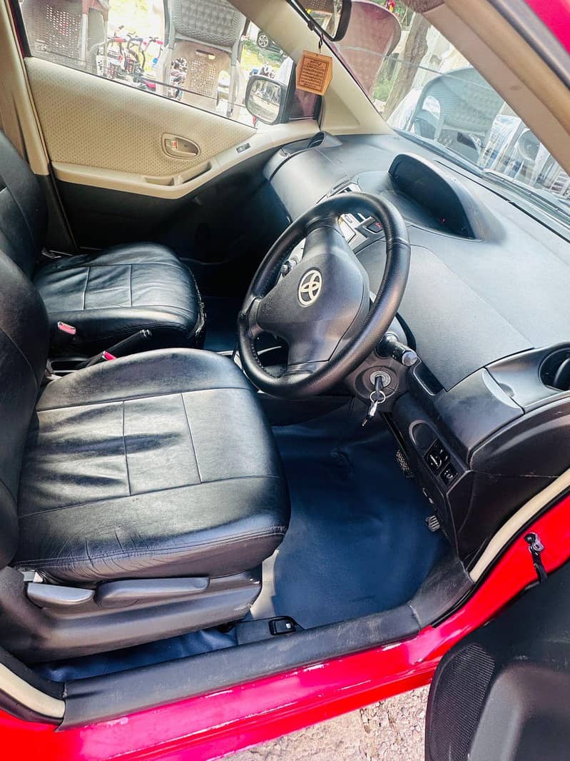 Vitz 2007 12