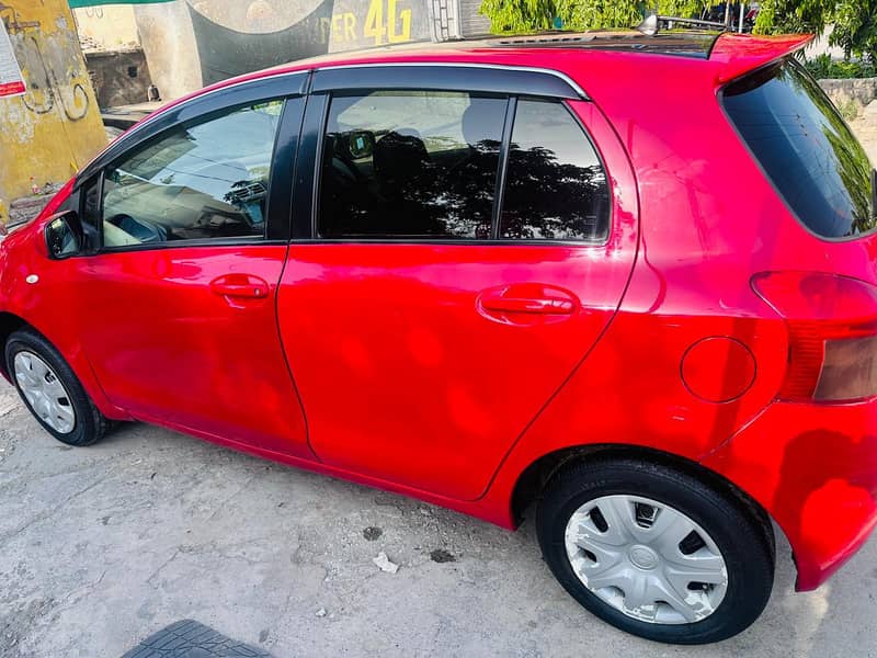 Vitz 2007 16
