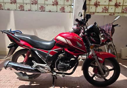 Honda CB 150F