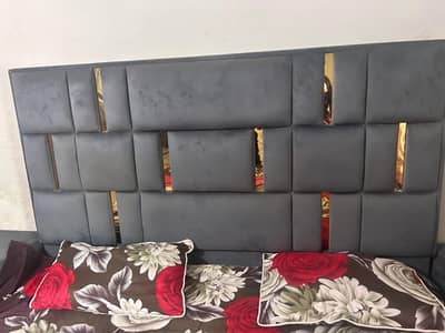 bedset with sidetables and dressing