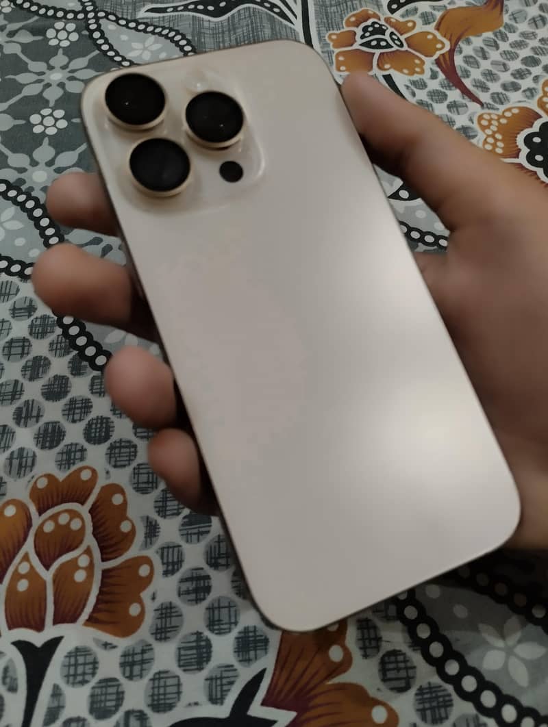 iphone 16 pro 0