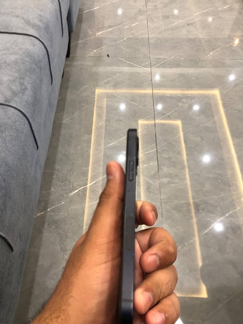 Iphone 12 2
