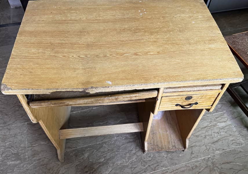 Computer Table / Computer Trolly 0