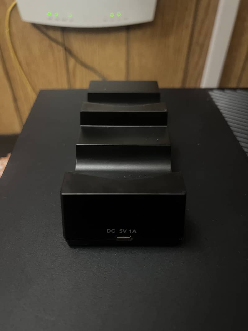 PS4 Controller Charging Dock 2
