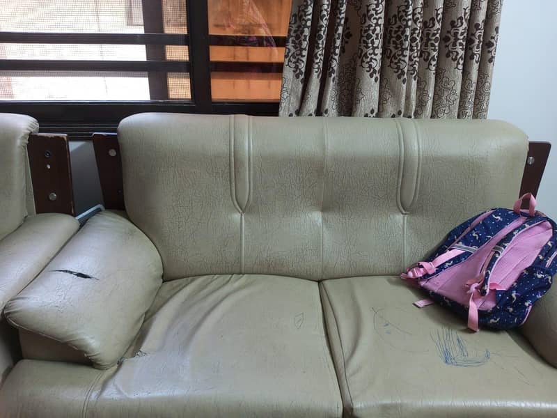 Used Sofa Set 0