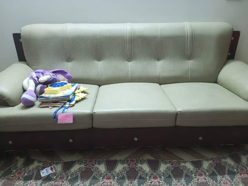 Used Sofa Set 1