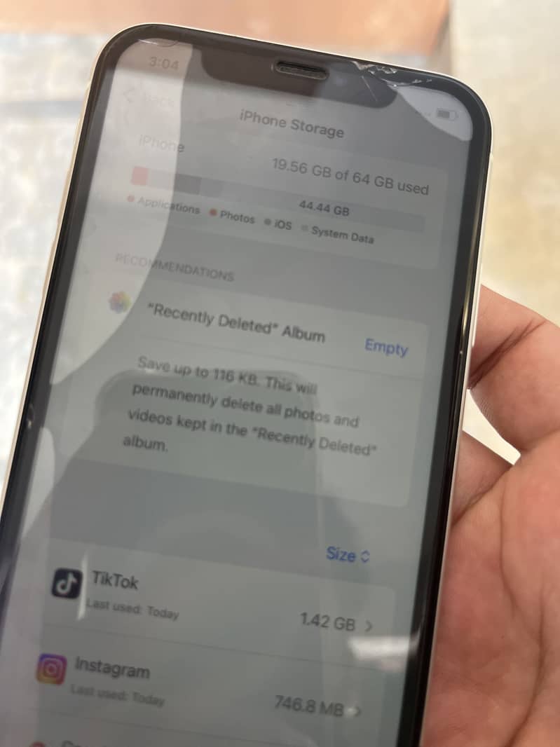 Iphone 11 4
