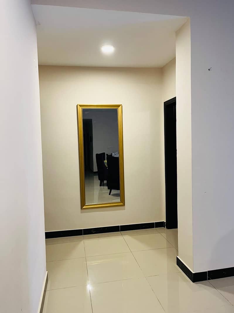 Wall mirror 1