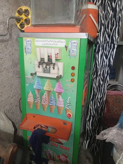 Ice cream machine