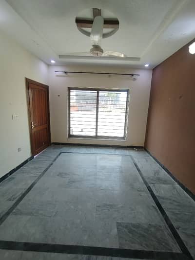 10 Marla Ground Portion For Rent
