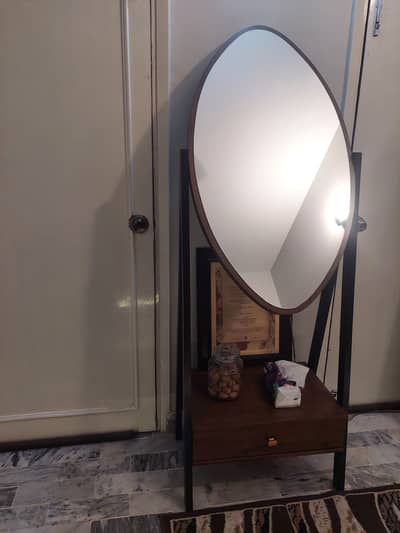 Wooden Dressing Table with Oval Mirror – Excellent Condition