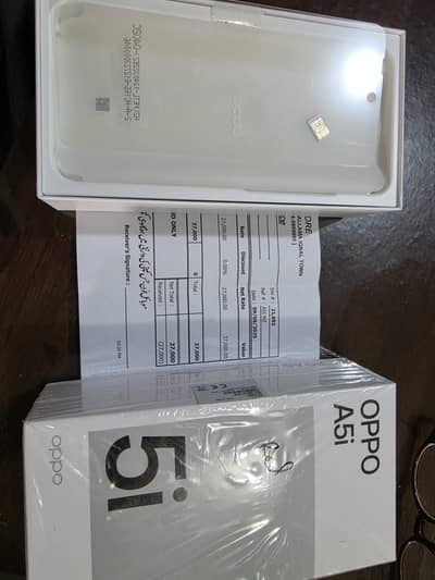 A5i 4/64 red 9/10 condition board changed from oppo panel damaged box