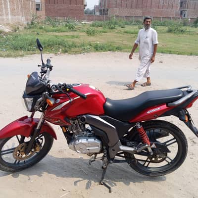 Suzuki GSX-125 | heavy bike | Year 2023 | One hand used | urgent sell