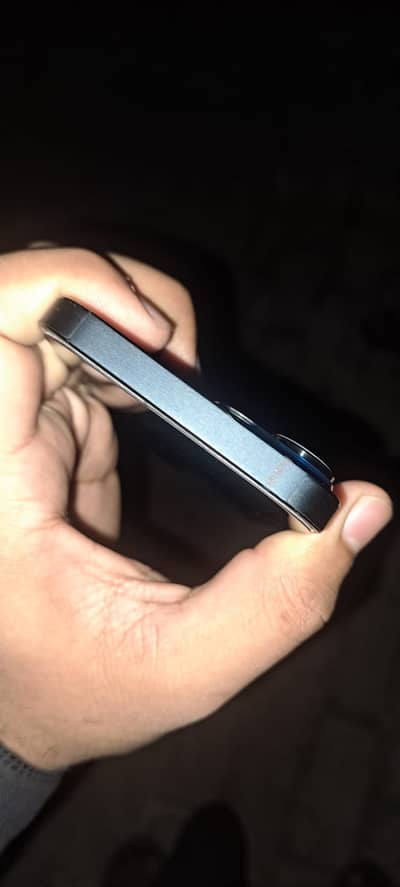 Apple iPhone 14