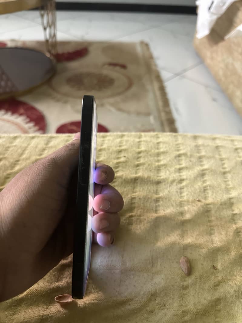 iPhone 14 1