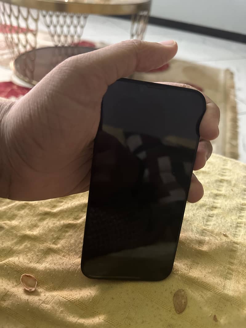 iPhone 14 10