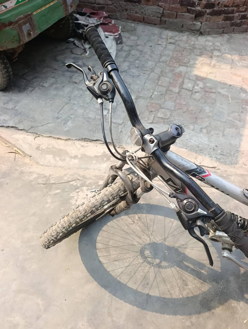 genuine cycle 4