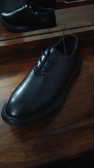 Men Shoes Endure