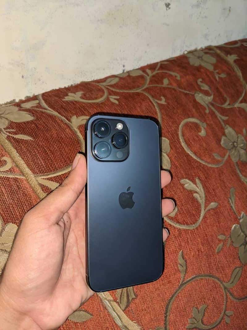 iphone 14 pro max 2