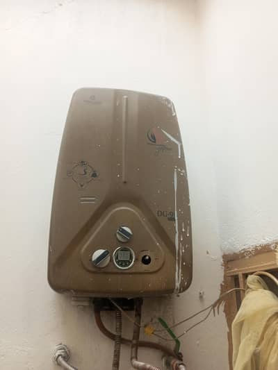 used geyser good condition