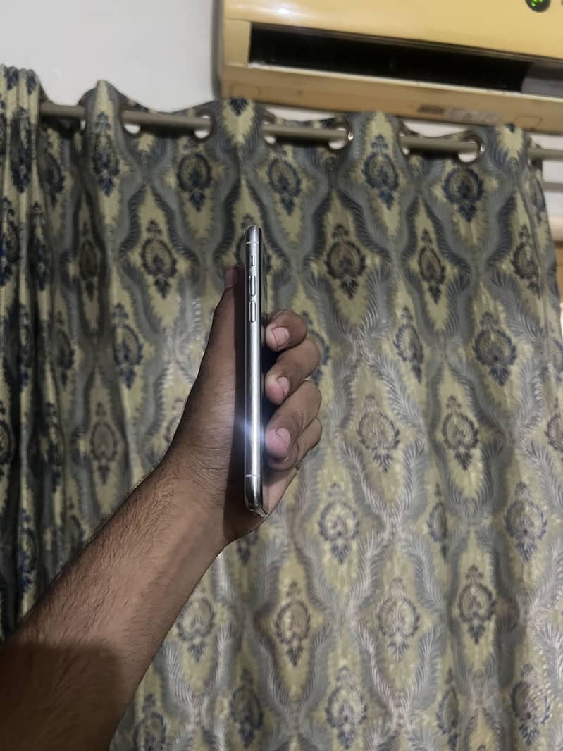 Iphone 11 pro 2