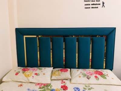 Strong Wooden King Size Bed Used + 2 side tables