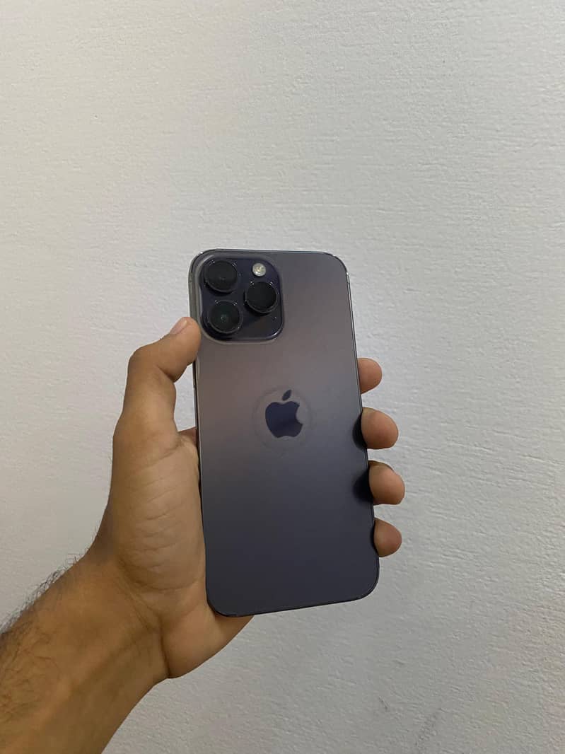 Iphone 14 pro max 3