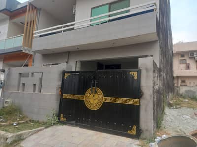 1st Floor for rent