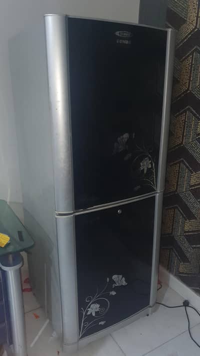 Waves Fridge