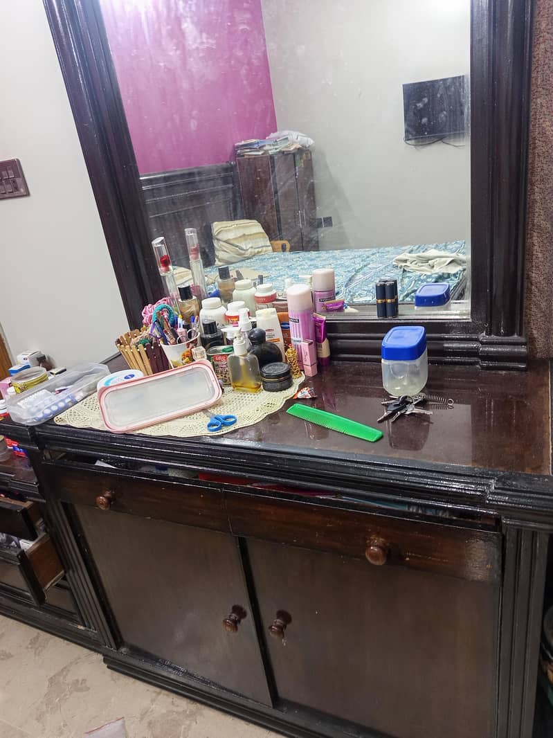 Dressing Table 1