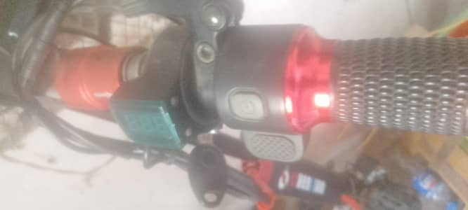 ChienXian Electric scooty