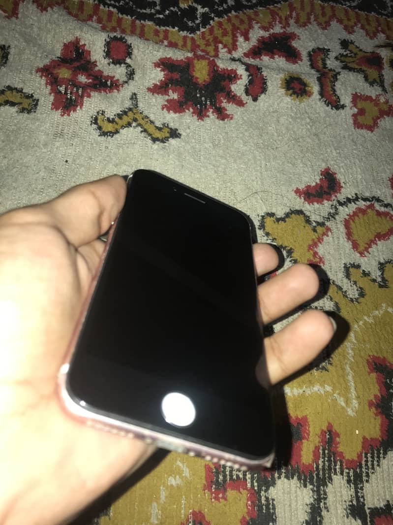 iPhone 7 2