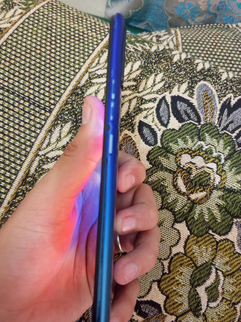 Tecno spark 4 1