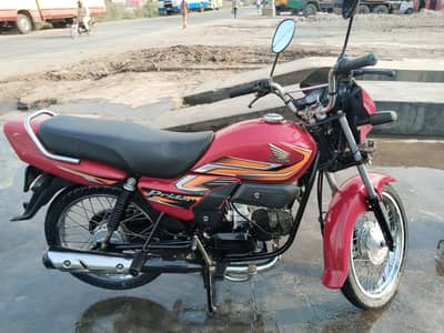 Honda prider 10pcc