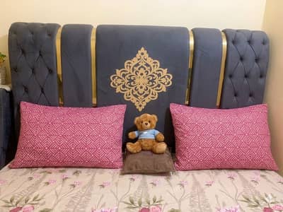 Used King Size Double Bed Wooden