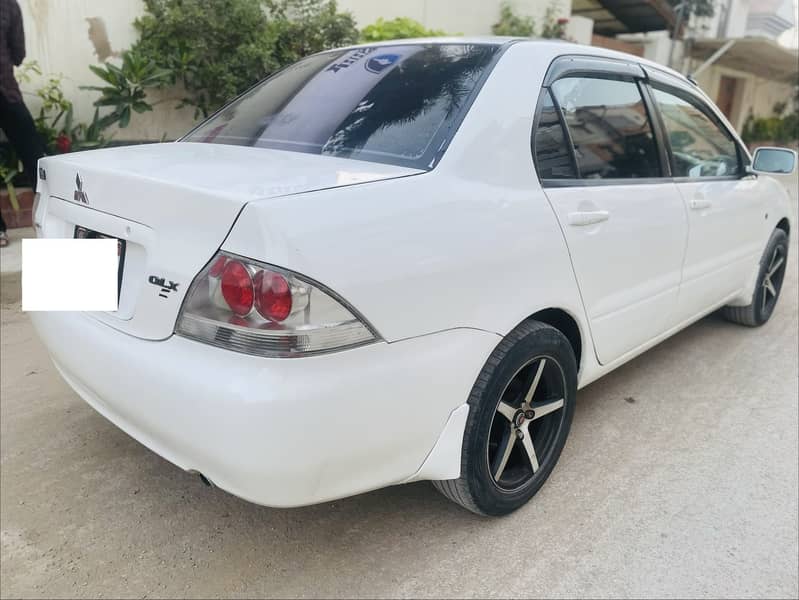 Lancer 1.5 3