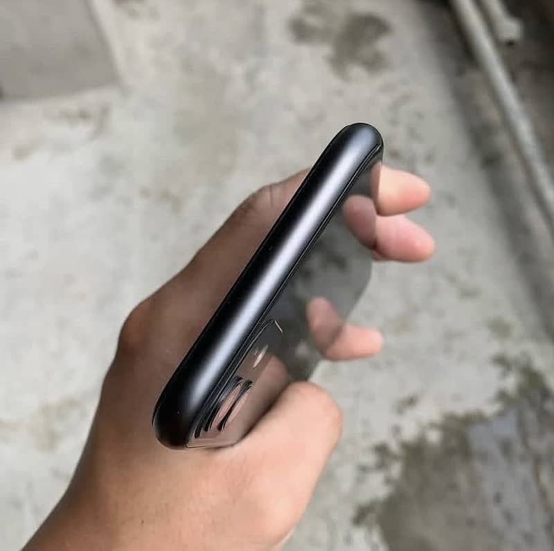 iphone 11 8
