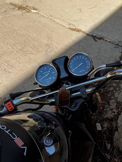 Suzuki GS 150